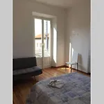 Luminoso Appartamento In Villa A Stresa